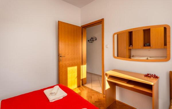 Apartment Sabina&Zoran Malinska Exterior photo